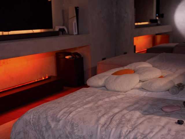 AlexisGrays's BongaCams show and profile