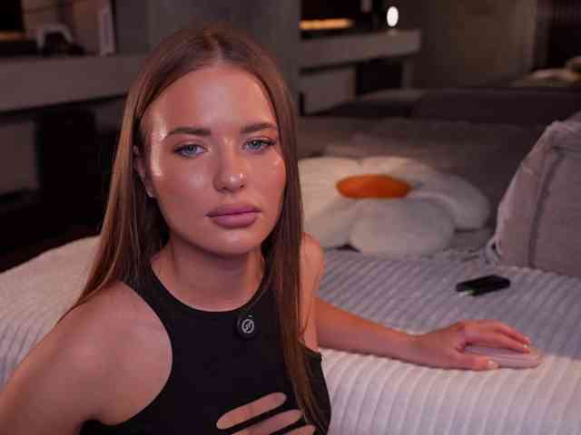 AlexisGrays webcam