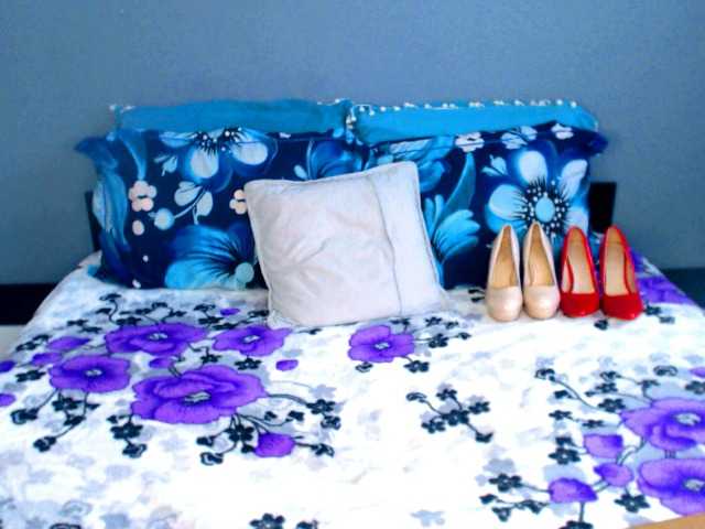 hotdirtyalice live cam on BongaCams