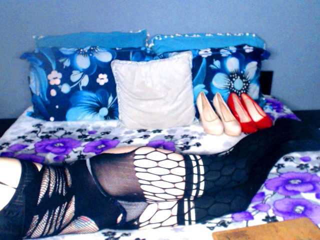 hotdirtyalice live cam on BongaCams