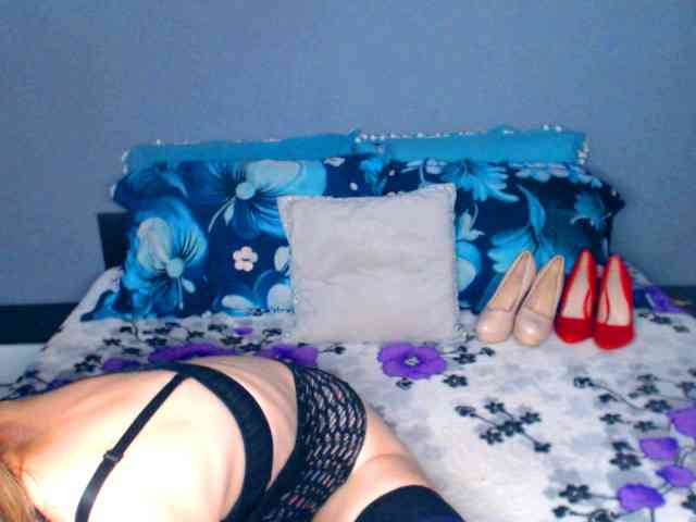 katyloveDirty webcam