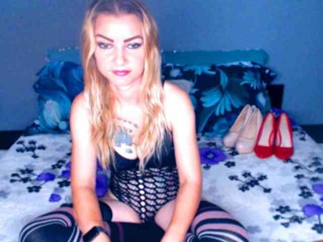 katyloveDirty webcam