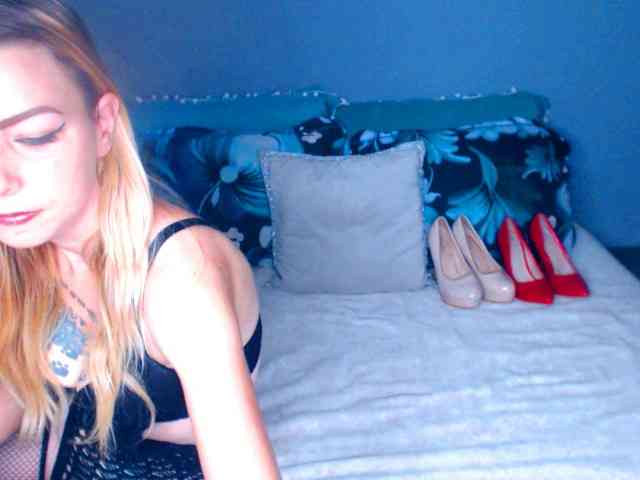 katyloveDirty webcam