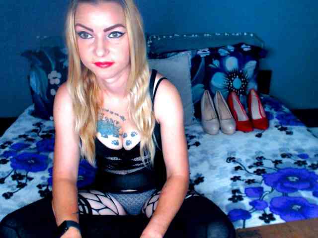katyloveDirty webcam