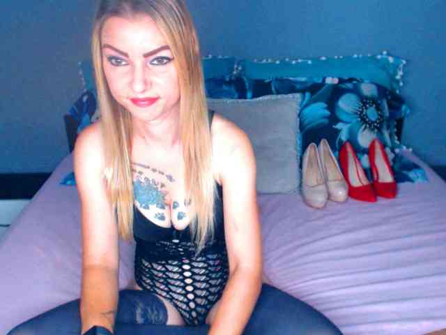 katyloveDirty webcam
