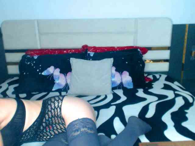 katyloveDirty webcam
