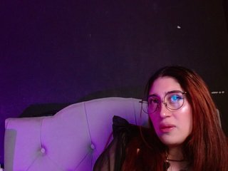 Red-moonn Porn Show