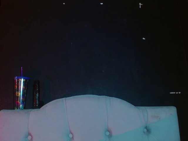 Red-moonn live cam on BongaCams