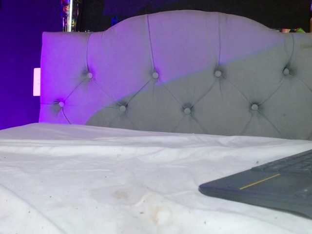 Preview of red-moonn