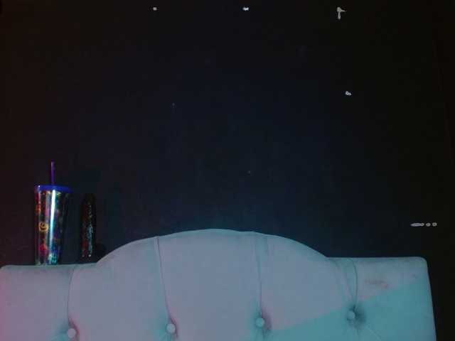 Red-moonn live cam on BongaCams