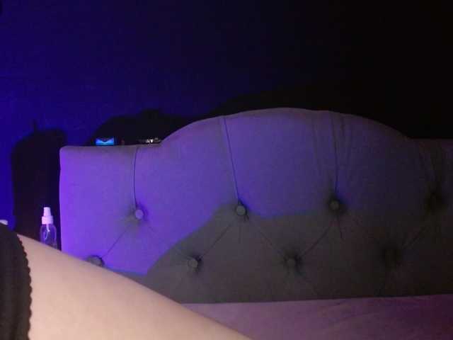 Red-moonn live cam on BongaCams
