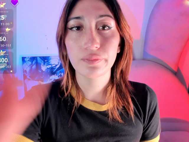 Red-moonn live cam on BongaCams