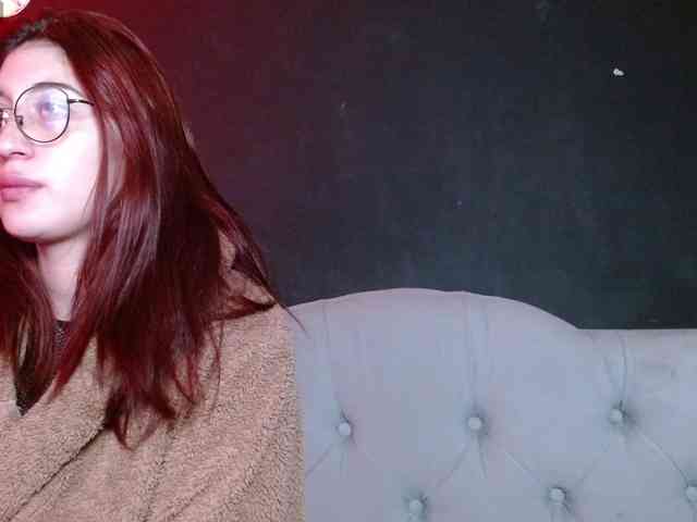 Red-moonn webcam