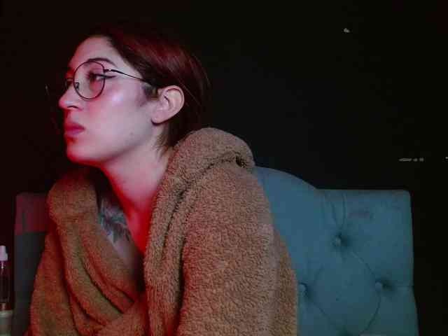 Red-moonn webcam