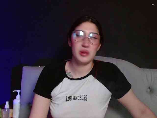 Red-moonn webcam