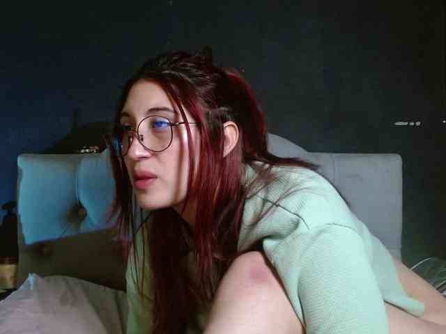 Red-moonn webcam
