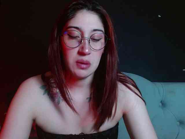 Red-moonn webcam