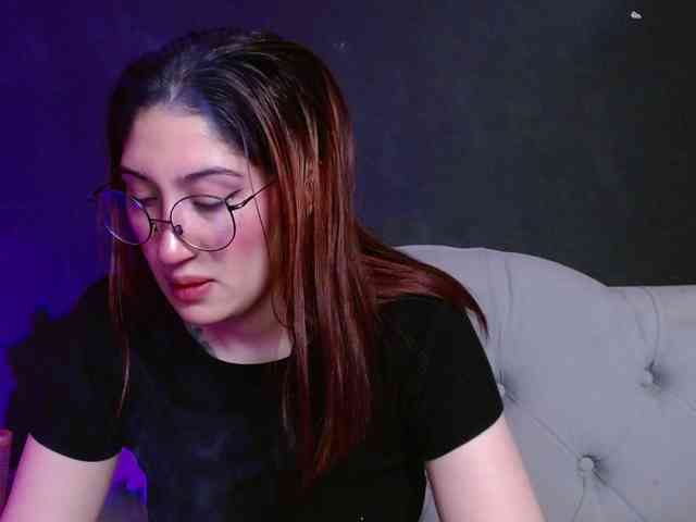 Red-moonn webcam