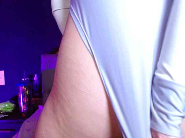 Red-moonn webcam