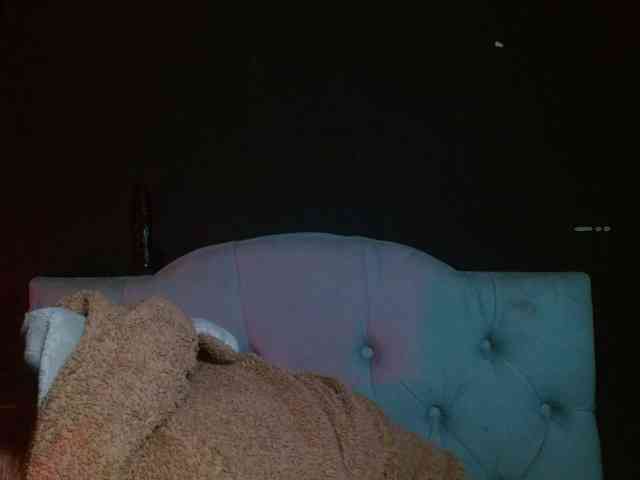 Red-moonn webcam