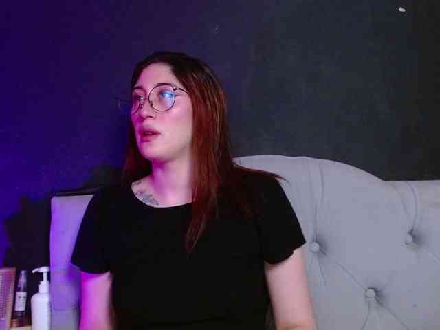 Red-moonn webcam