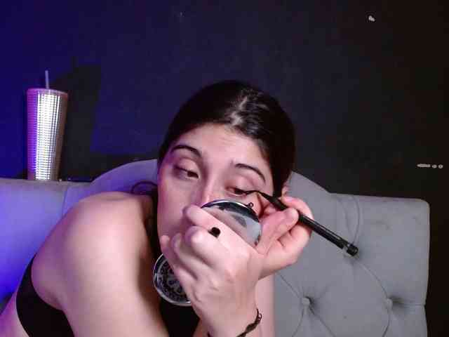 Red-moonn webcam