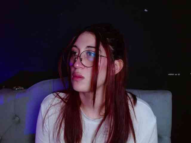 Red-moonn webcam