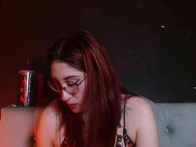 Red-moonn webcam