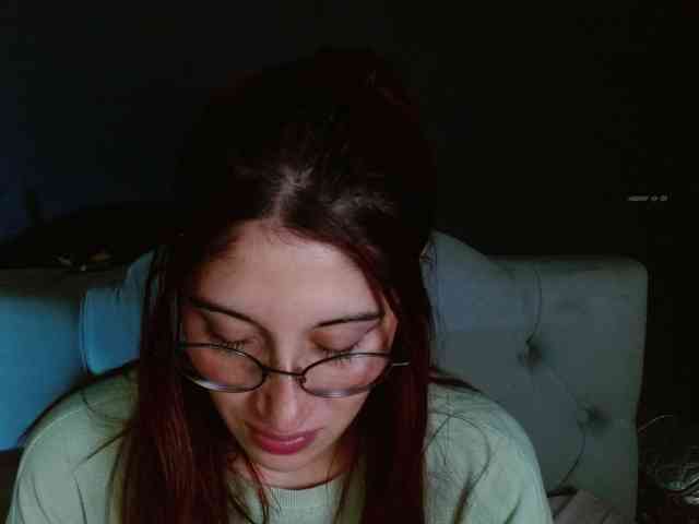 Red-moonn webcam