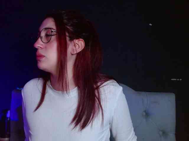Red-moonn webcam