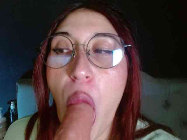 Red-moonn webcam