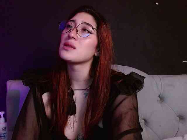Red-moonn webcam