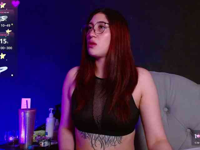 Red-moonn webcam