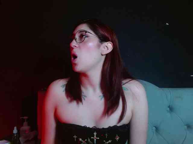 Red-moonn webcam