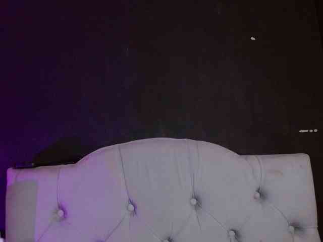 Red-moonn webcam