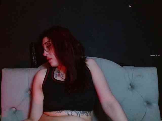Red-moonn webcam