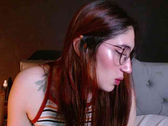 Red-moonn webcam