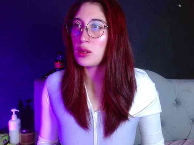Red-moonn webcam