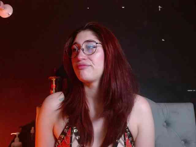 Red-moonn webcam