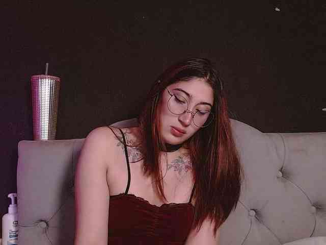 Red-moonn webcam