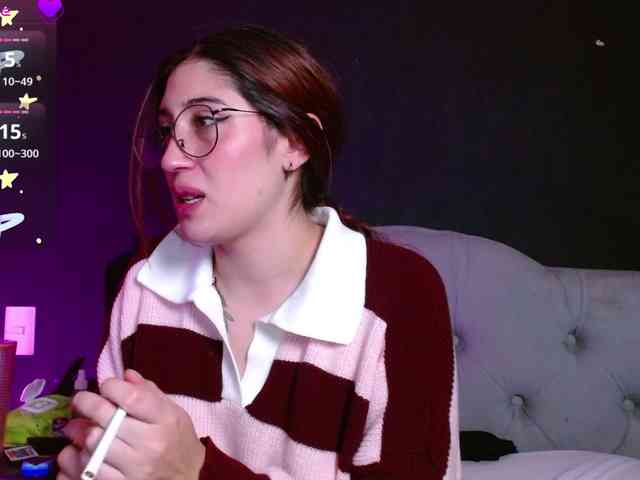 Red-moonn webcam