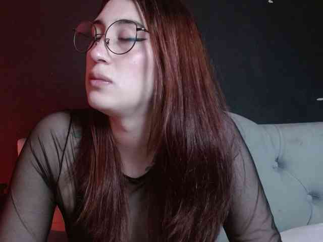 Red-moonn webcam