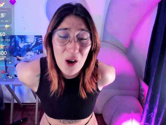 Red-moonn webcam
