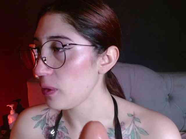 Red-moonn webcam