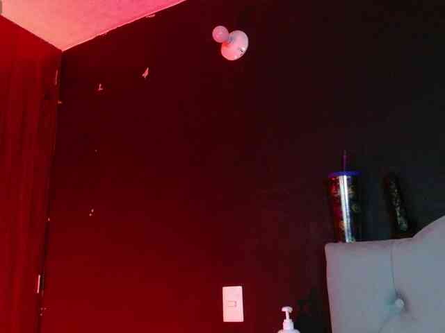Red-moonn Red-moonn