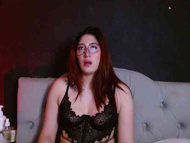 Red-moonn webcam