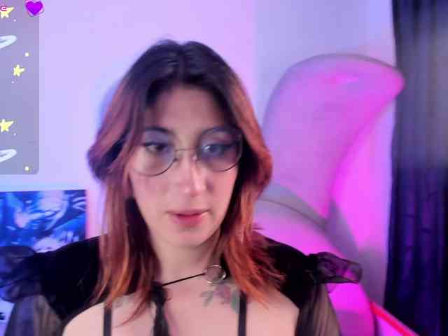 Red-moonn webcam