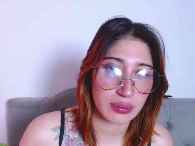 Red-moonn webcam