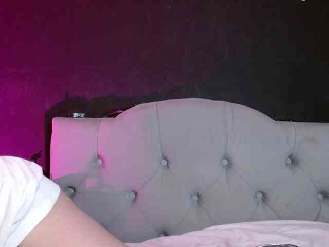 Red-moonn webcam