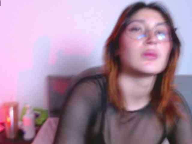 Red-moonn webcam